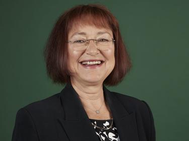 Caroline Binns Caroline Binns