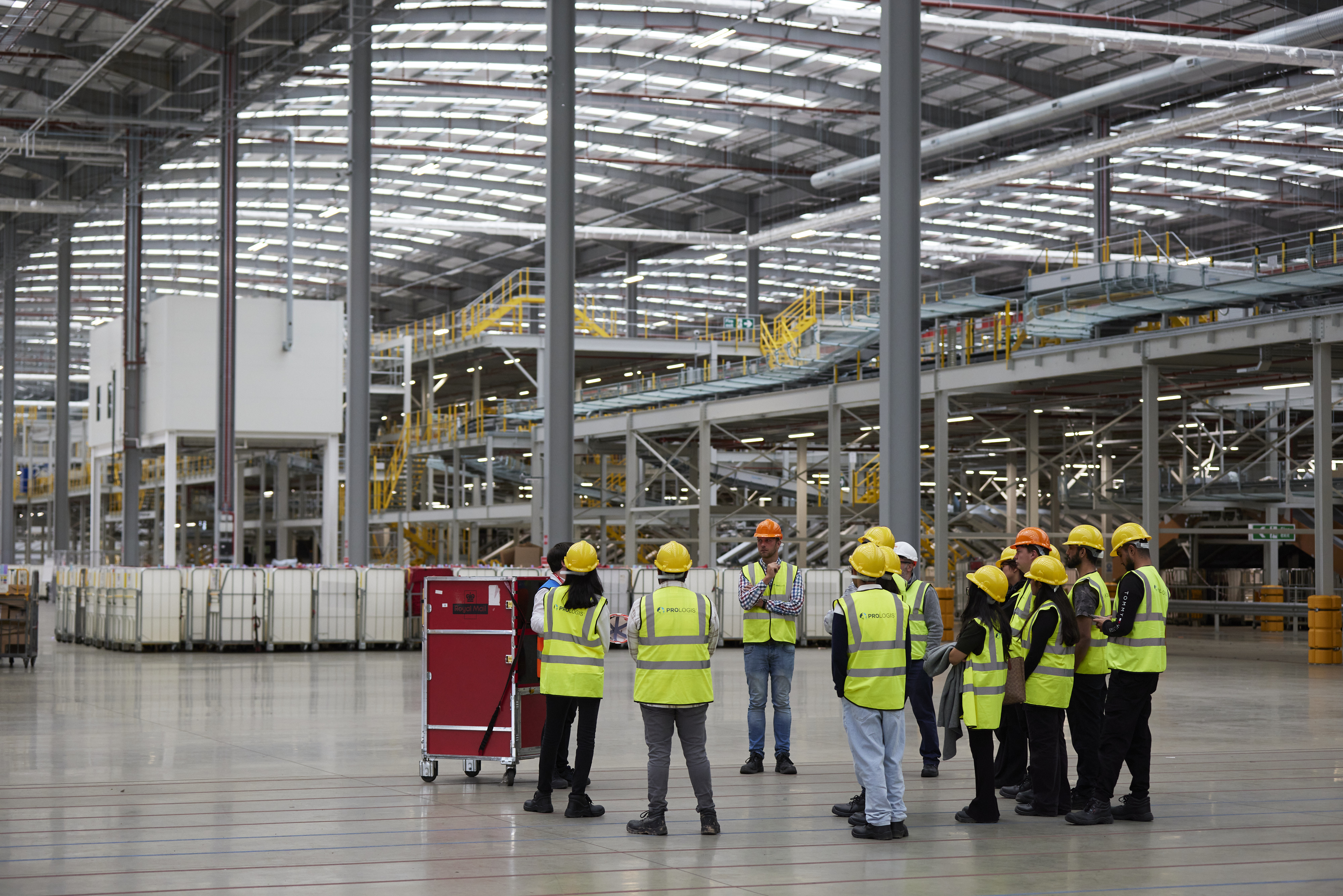 University of Birmingham students tour DIRFT DC5 Royal Mail University of Birmingham students tour DIRFT DC5 Royal Mail